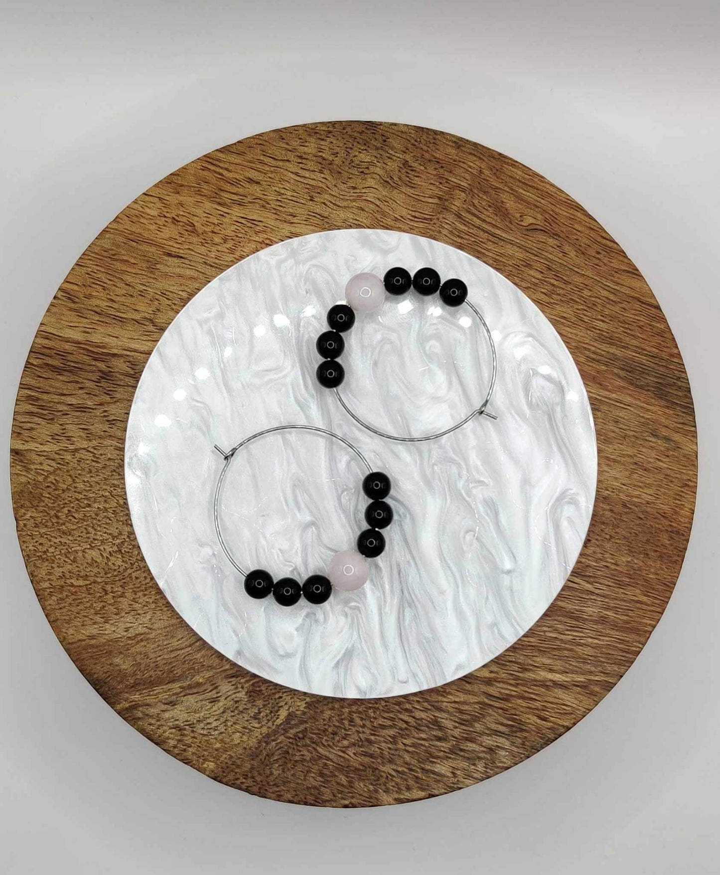 Créoles argentées onyx noire et quartz rose