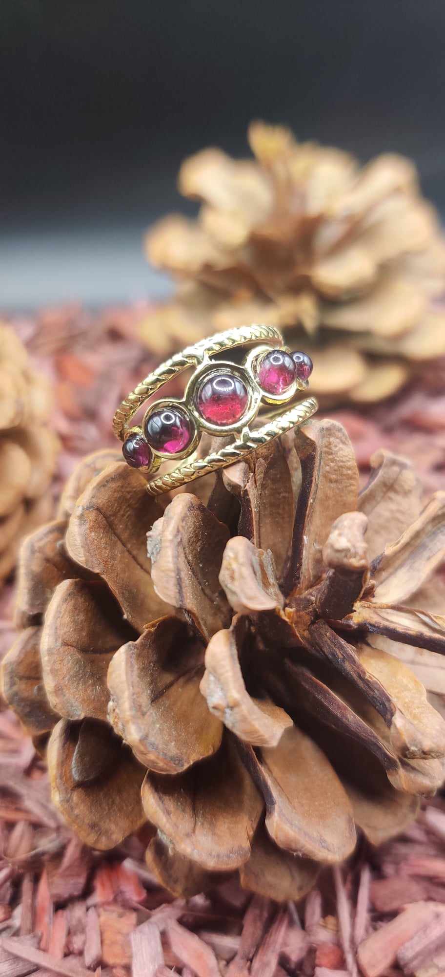 Bague 5 pierres de grenat