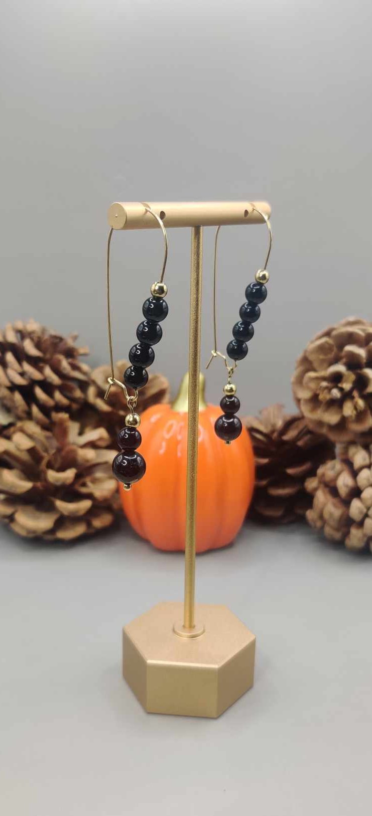 Dormeuses dorées et onyx noir