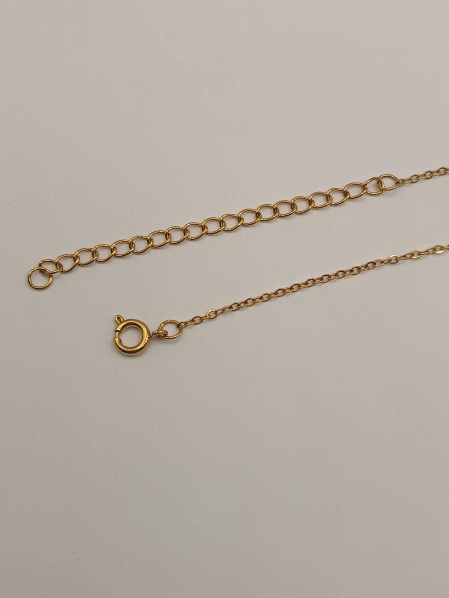 Bracelet chaine dorée & pierre au choix