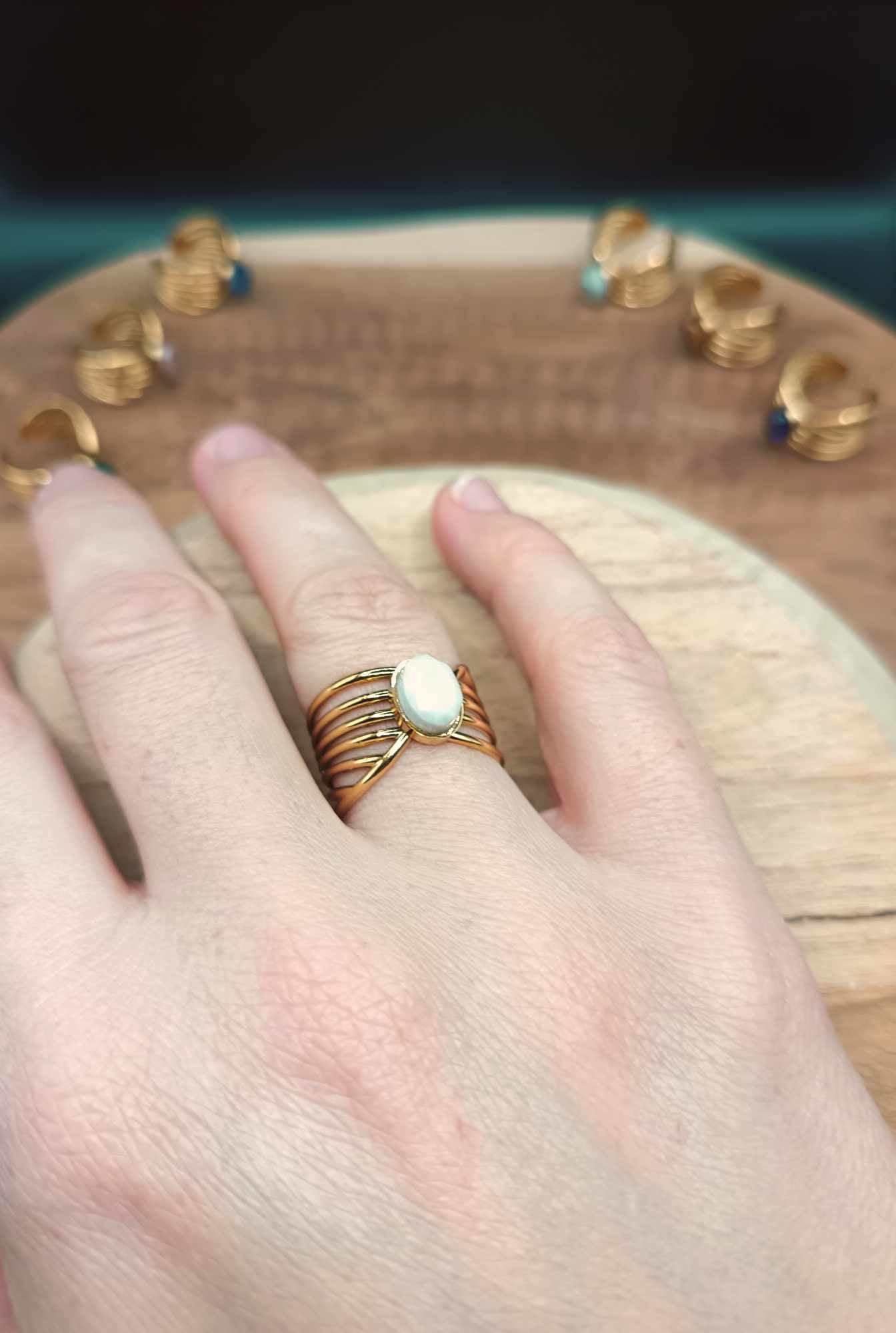 Bague filaire dorée