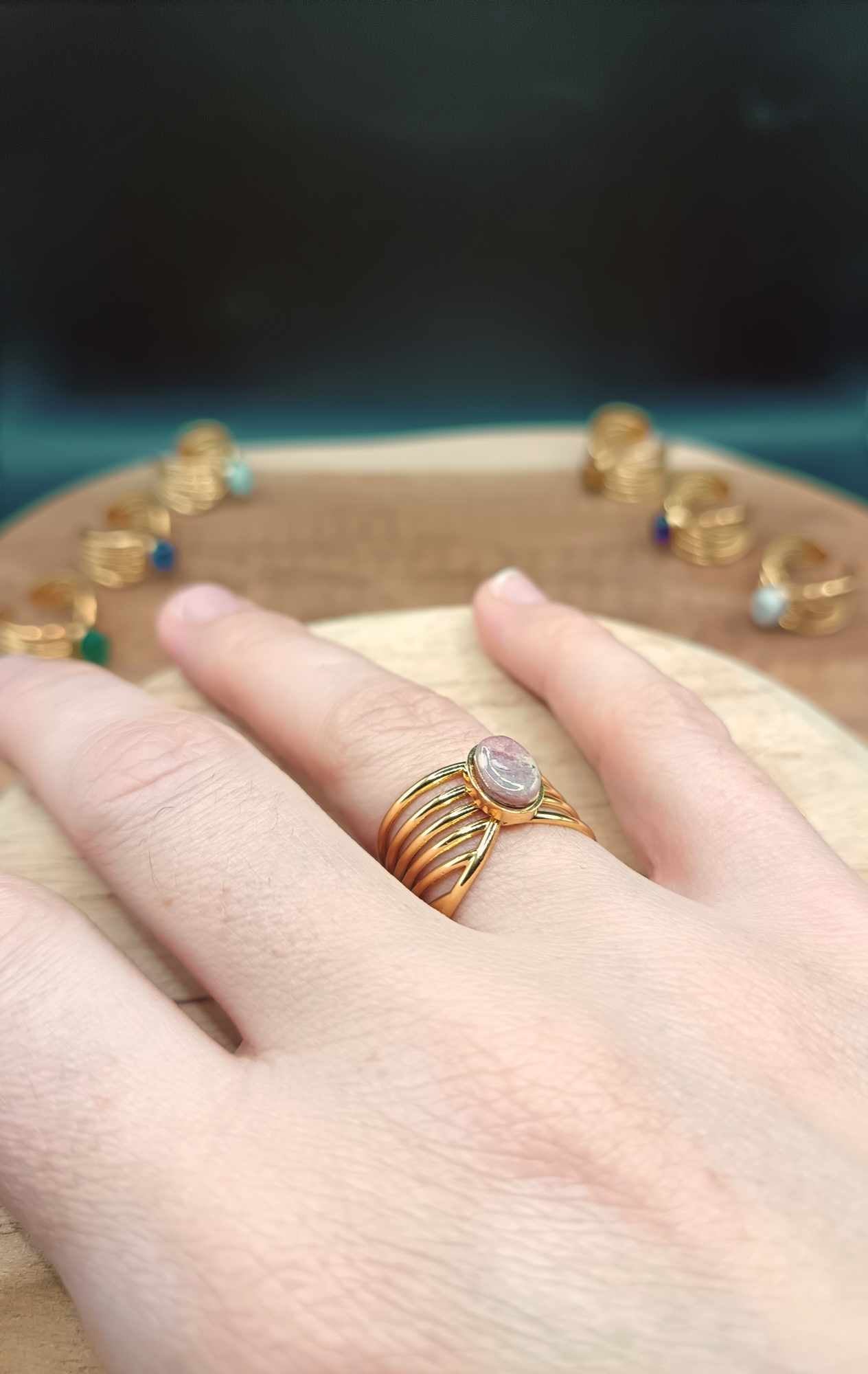 Bague filaire dorée