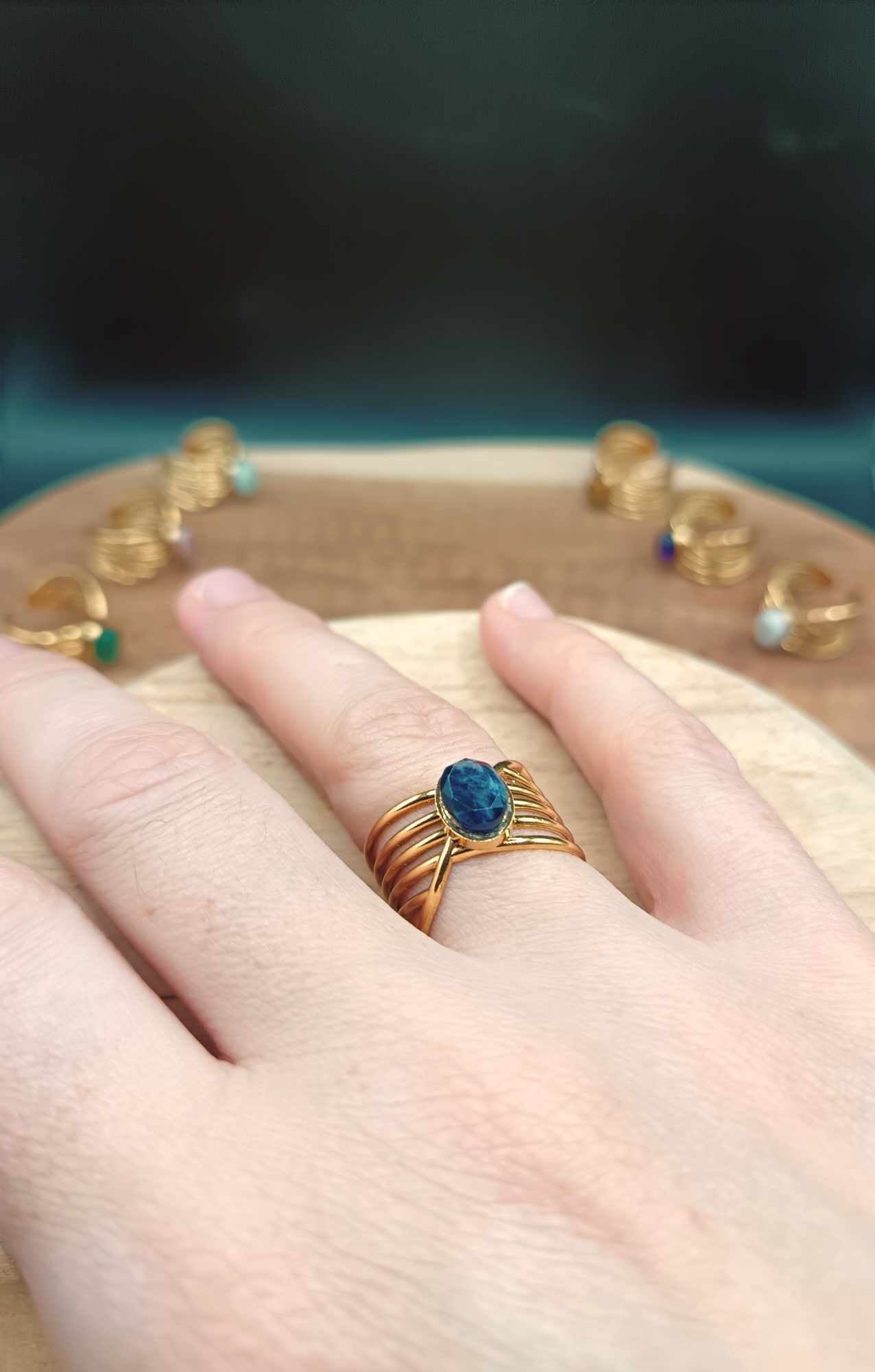 Bague filaire dorée