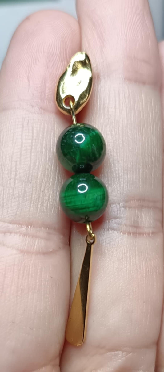 Clous d'oreilles gouttes martelées et Malachite