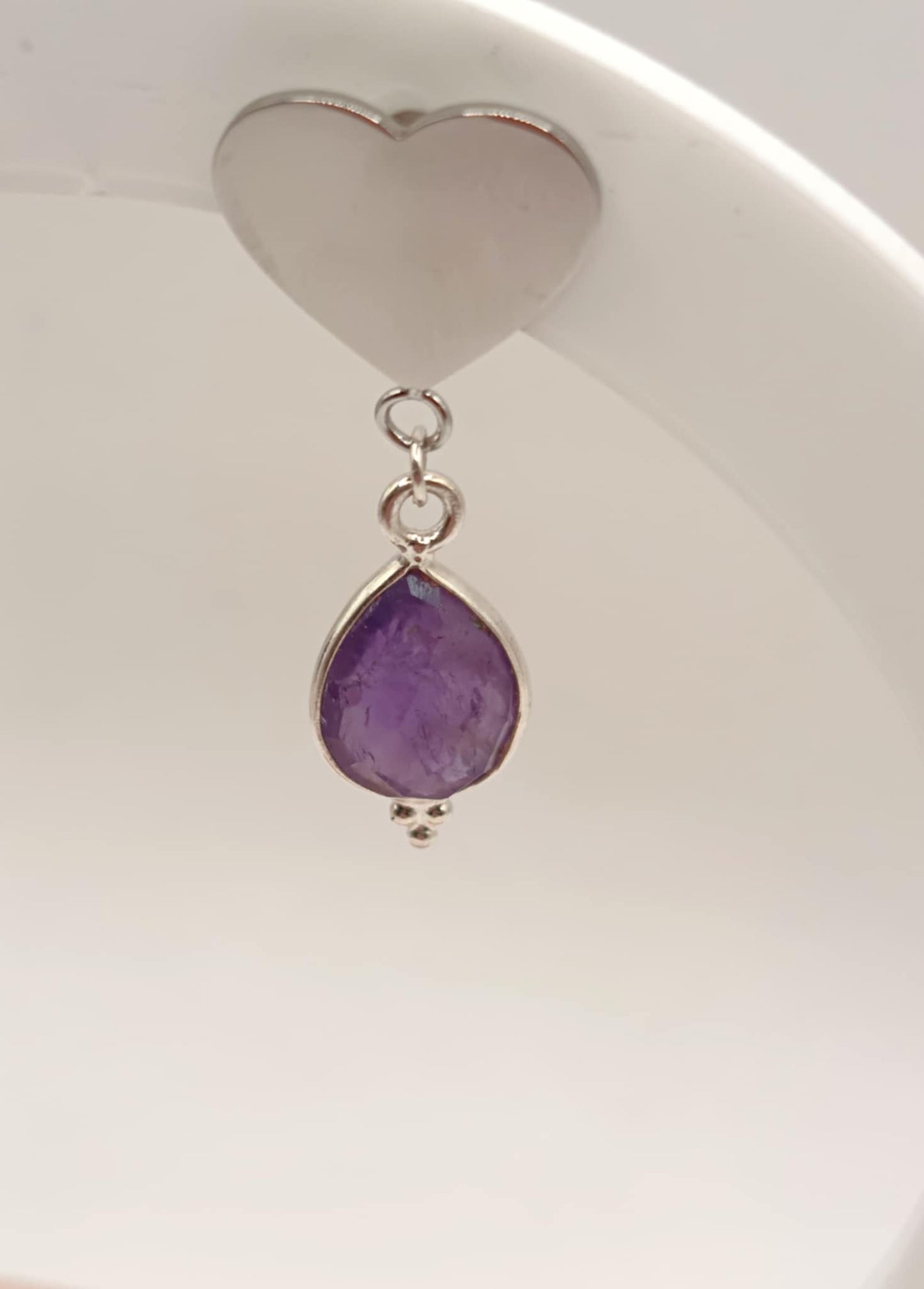 Clous d'oreilles coeur brillant & améthyste
