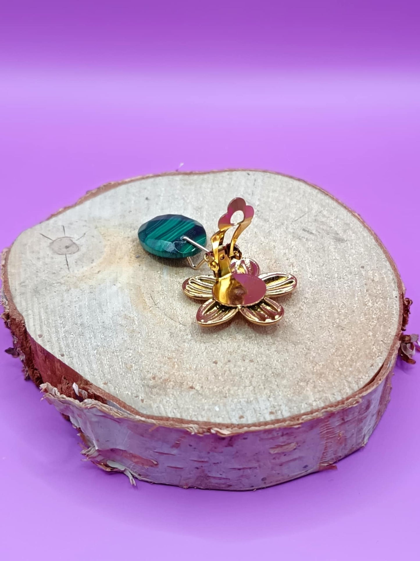 Clips d'oreilles dorés fleur & Malachite