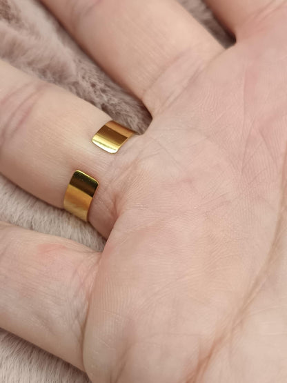 Bague dorée & quartz rutilé inclusion de tourmaline