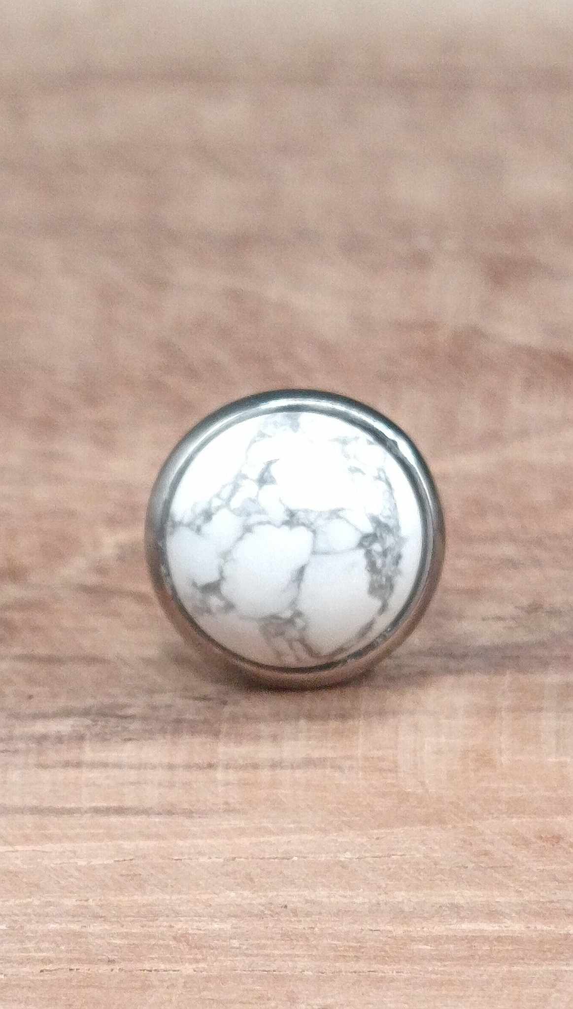 Clous d'oreilles argentés & pierre au choix