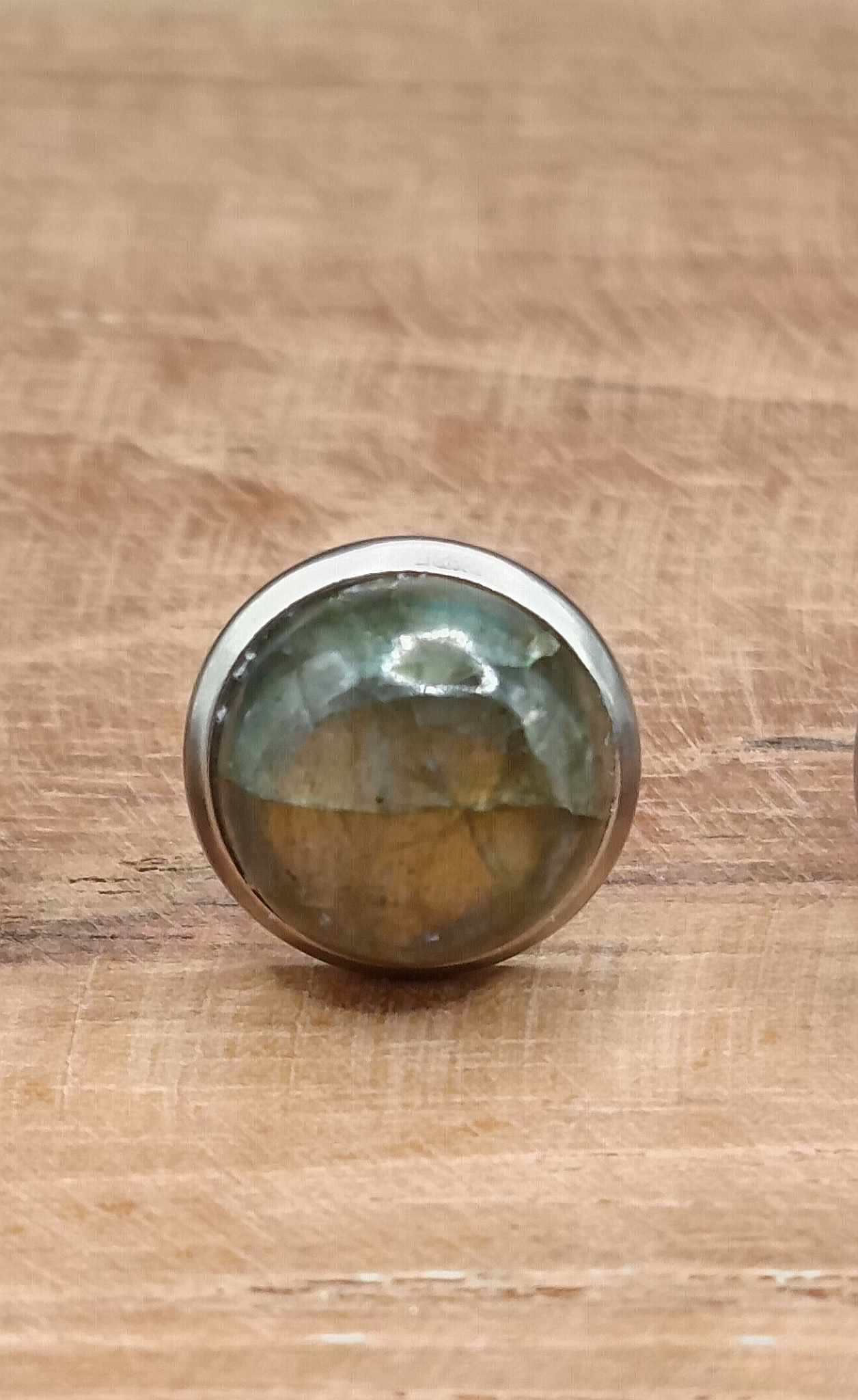 Clous d'oreilles argentés & pierre au choix