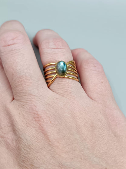 Bague filaire dorée & pierre au choix