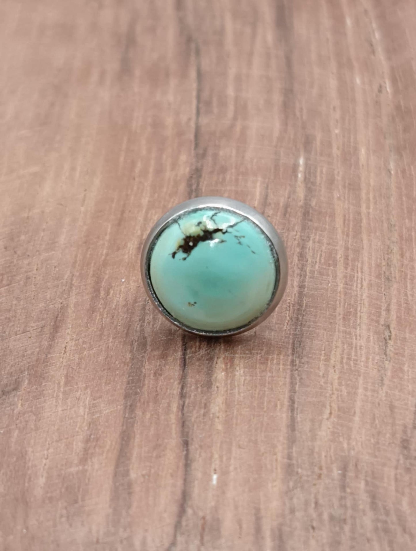 Clous d'oreilles argentés & pierre au choix